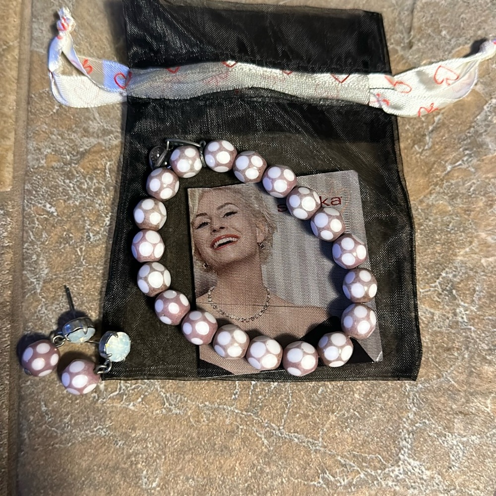Sabika bracelet and matching earrings